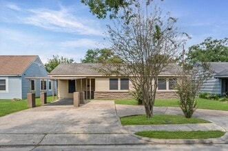Building Photo - 5107 Gren St
