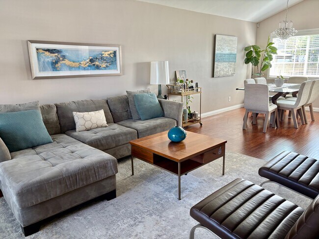 Foto del edificio - 15508 Caulfield Ave
