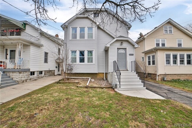 Building Photo - 153 Springville Ave