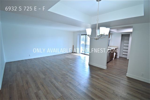 Building Photo - Beautiful 2 Bedroom Midvale Condo! No Depo...