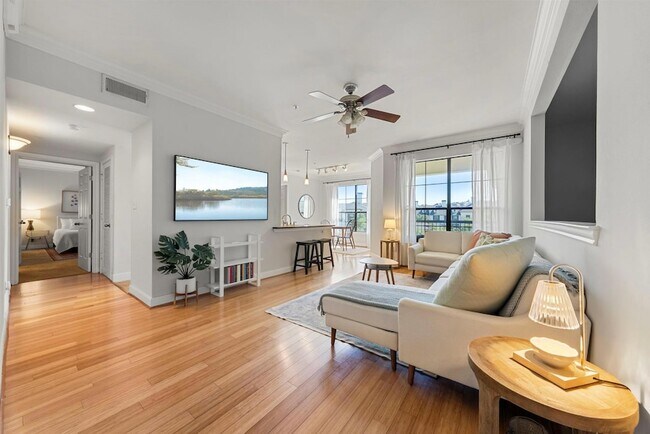 Foto del edificio - 7701 Rialto Blvd