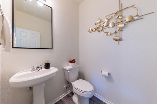 Building Photo - 4507 Avellino Dr