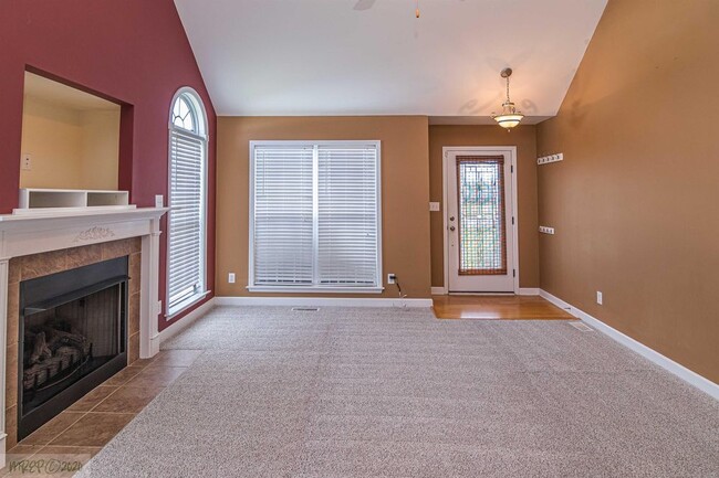Building Photo - 103 Tanager Court