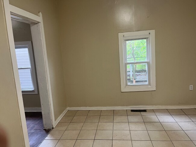 Foto del edificio - 328 W 17th St