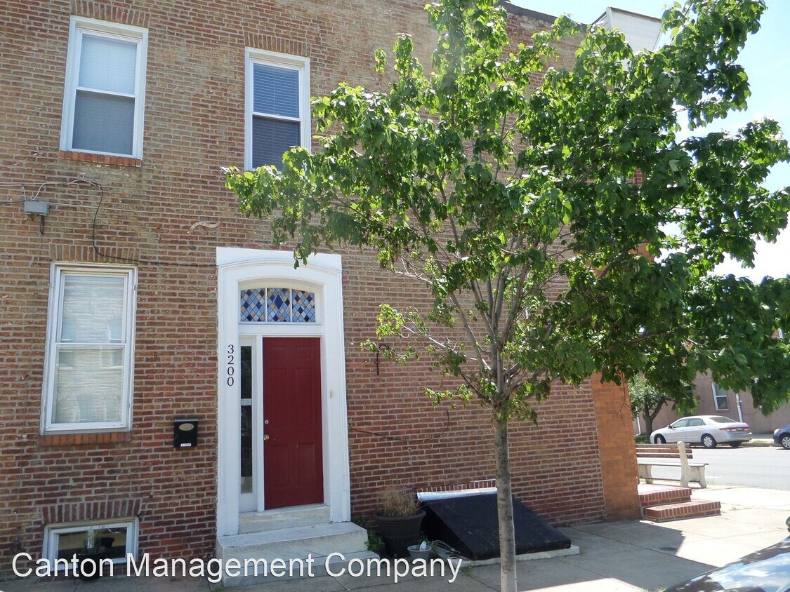 Primary Photo - 3200 Hudson St