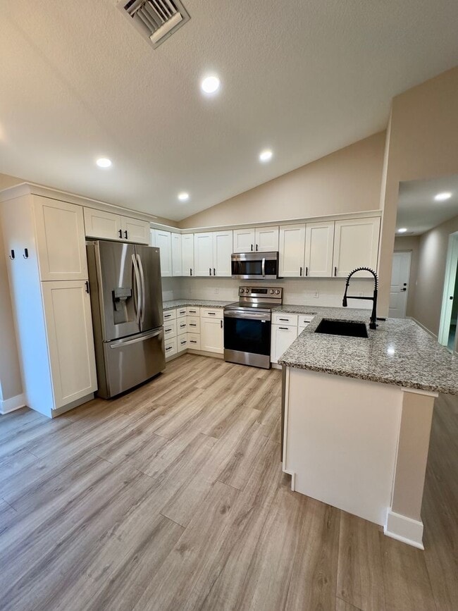 Photo - 3 Bedroom, 2 Bathroom home for rent