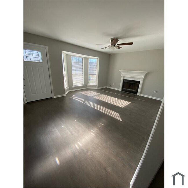 Building Photo - 112 Woodberry Ct