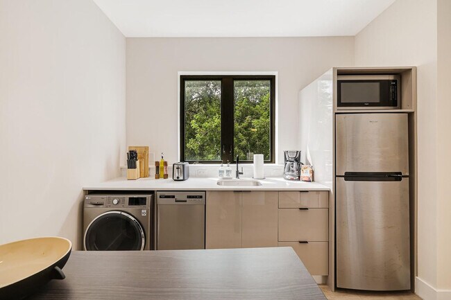 Foto del edificio - 3031 NE 4th Ave