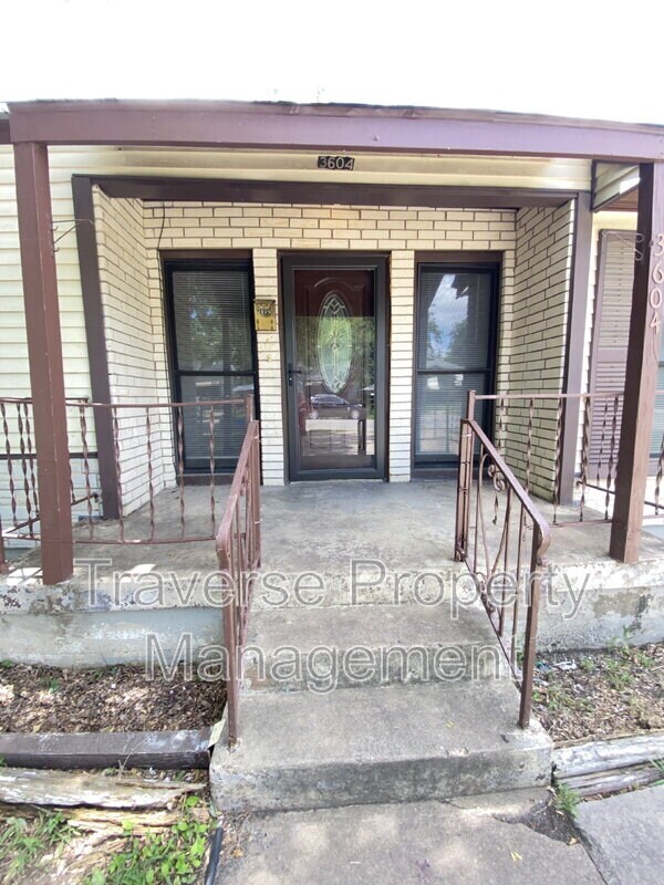 Building Photo - 3604 Baldwin Ave