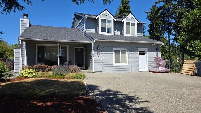 Foto del edificio - Heart of Puyallup Stunner; a Must See!
