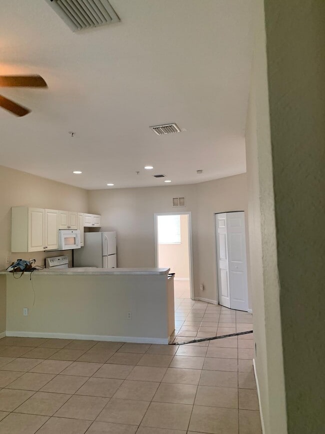 Foto del edificio - 1966 Freeport Dr