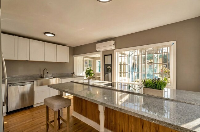 Foto del edificio - 8401 Plymouth St