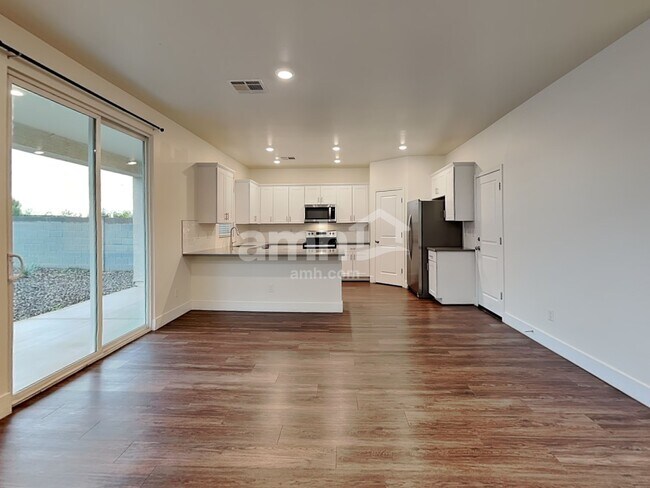 Building Photo - 21469 S 231st Way