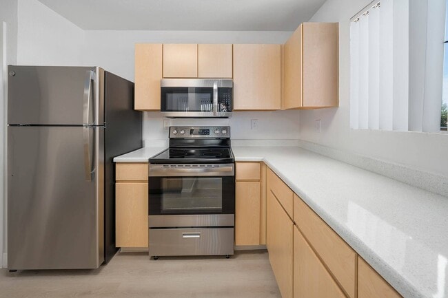 Building Photo - The Colony Apartments