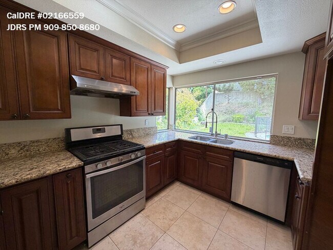 Building Photo - Diamond Bar 3 Bedroom Home With Pool