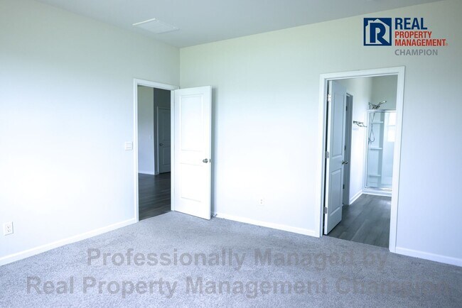 Foto del edificio - Beautiful 3 BD/2 BA Home in Riverside