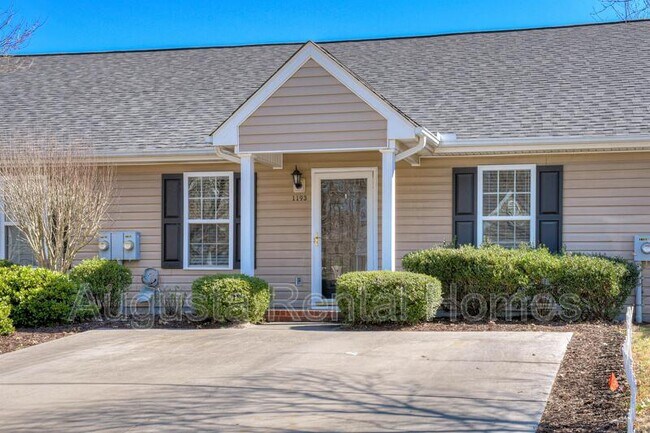 Building Photo - 1193 Bison Way