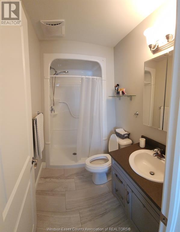 Photo du bâtiment - 8475 Wyandotte St E