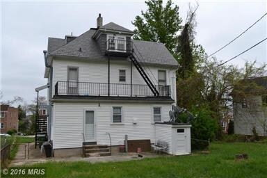 Foto del edificio - 5908 Benton Heights Ave
