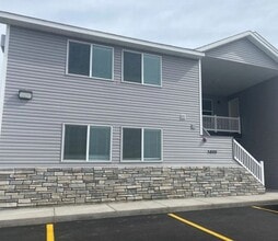 Building Photo - 5800 N Freedom Rd