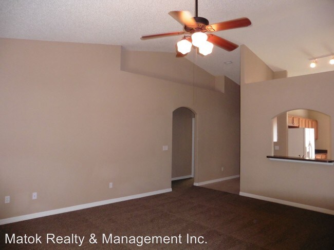 Foto del edificio - 23 Perthshire Ln