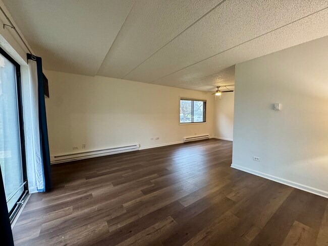 Foto del edificio - 244 Klein Creek Ct