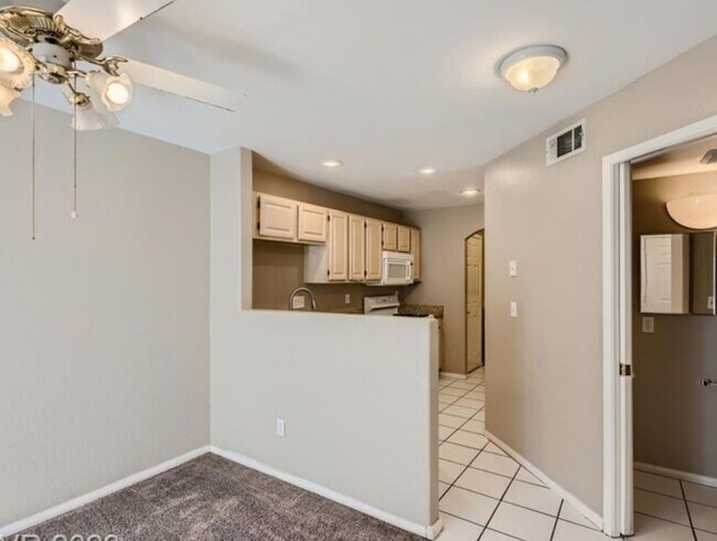 Foto del edificio - 3950 S Sandhill Rd