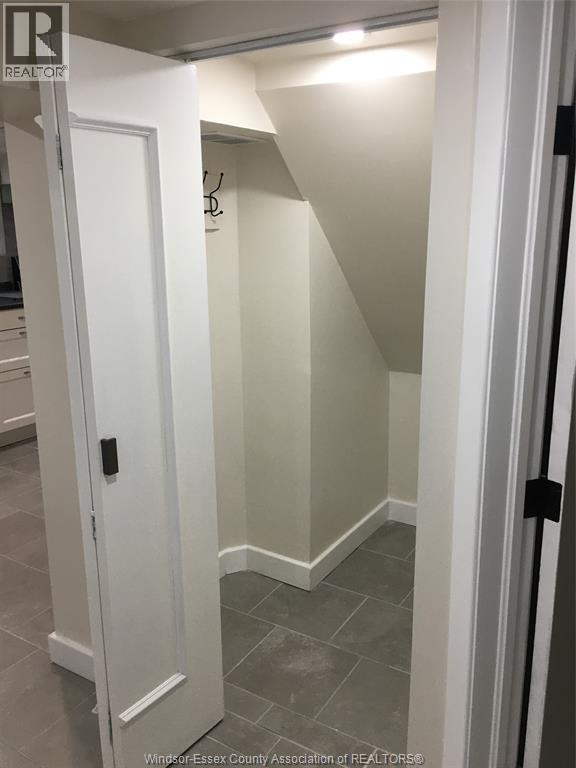 Building Photo - 1153 Elsmere Ave