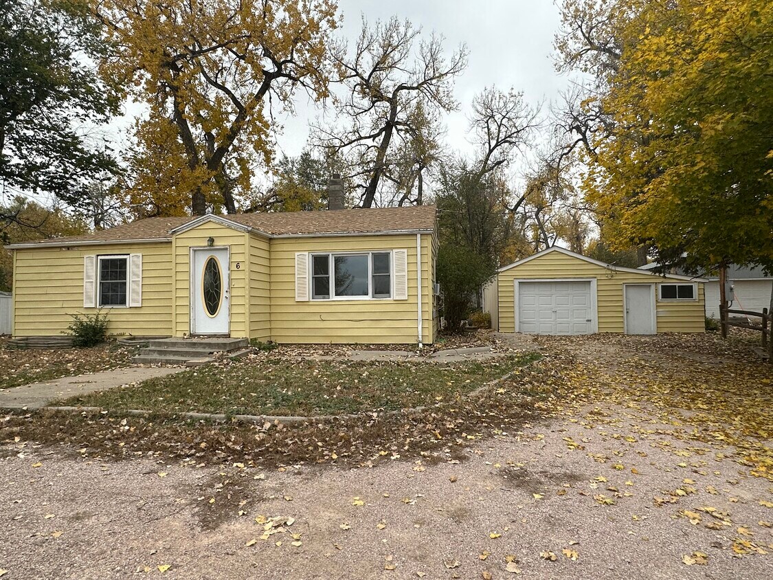 4225 Apple Tree Rd, Rapid City, SD 57703 House Rental in Rapid City
