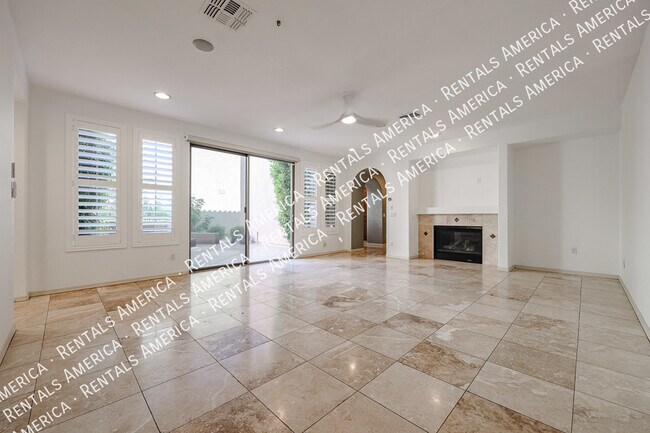 Foto del edificio - 3966 E Crest Ln