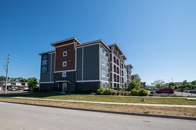 Photo du bâtiment - 772 Paisley Rd