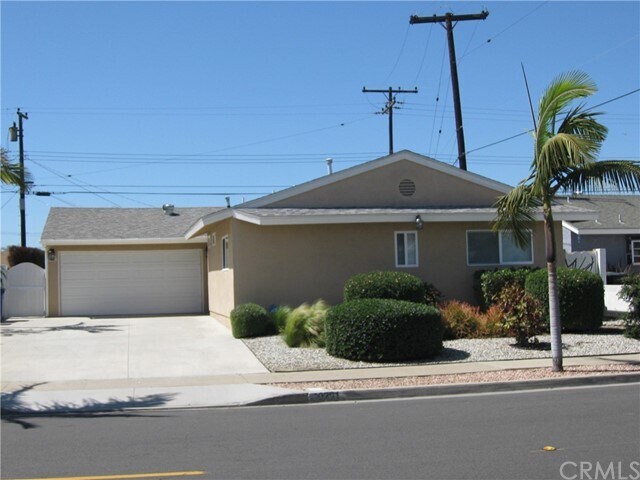 Primary Photo - 10201 Angela Ave