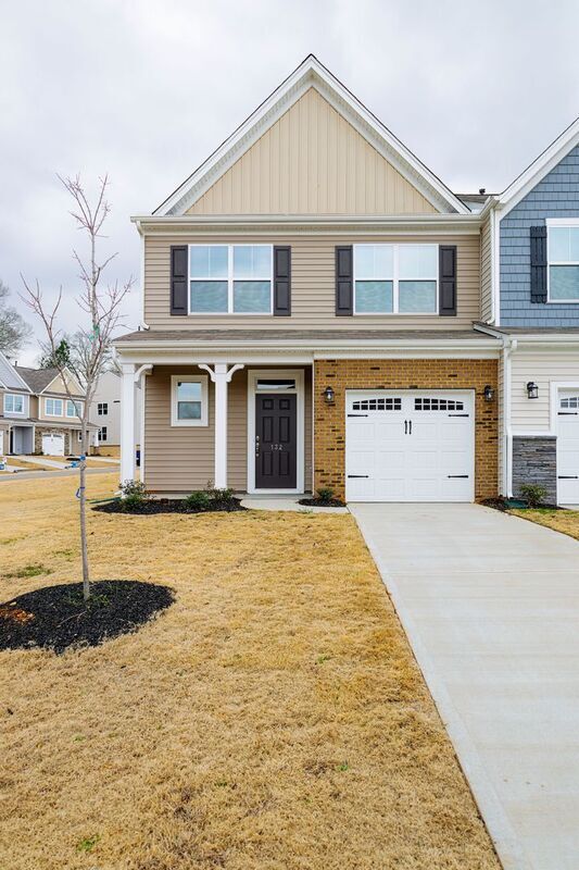 132 Muir Way, Piedmont, SC 29673 Townhome Rentals in Piedmont SC