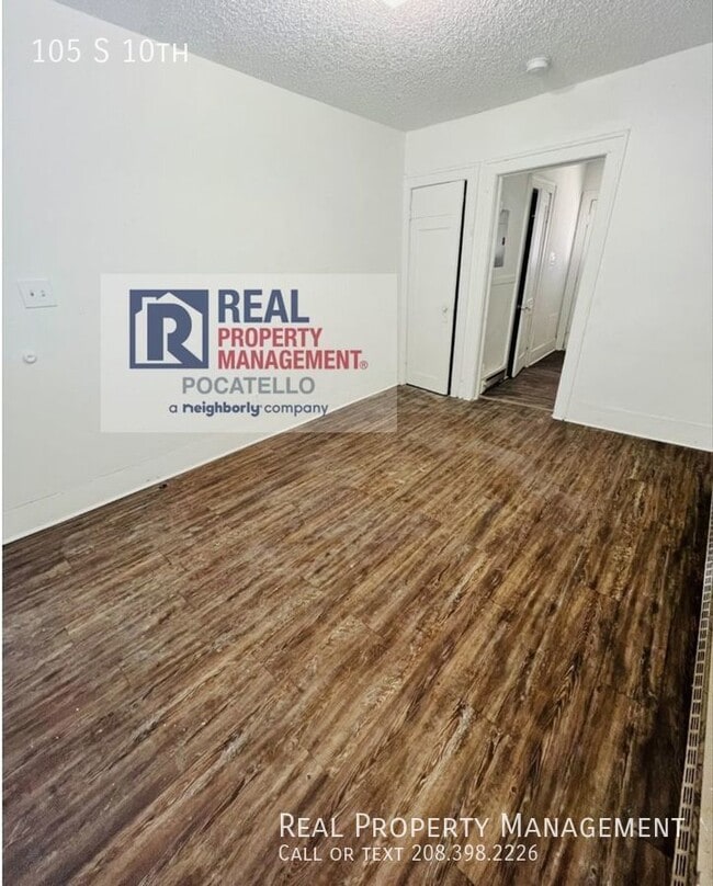 Building Photo - Studio Apartment - Pet Negotiable