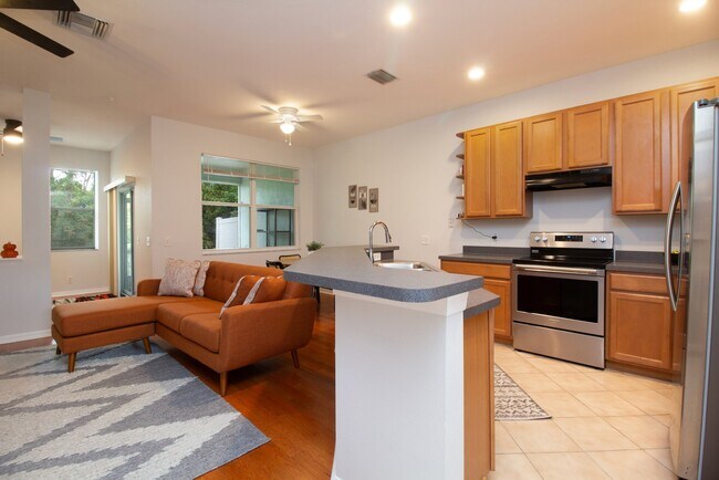 Building Photo - 608 Black Lion Dr NE