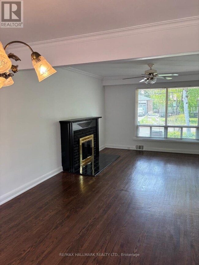 Building Photo - 34 Meadowacres Dr