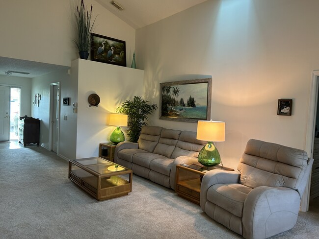 Foto del edificio - 4349 SE Scotland Cay Way