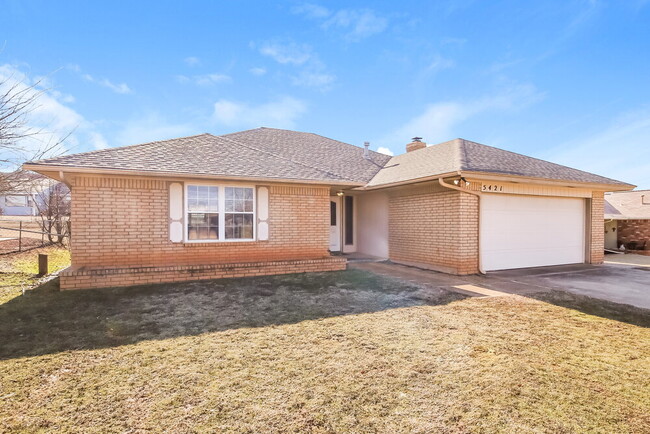 Foto del edificio - 5421 Sudbury Ln