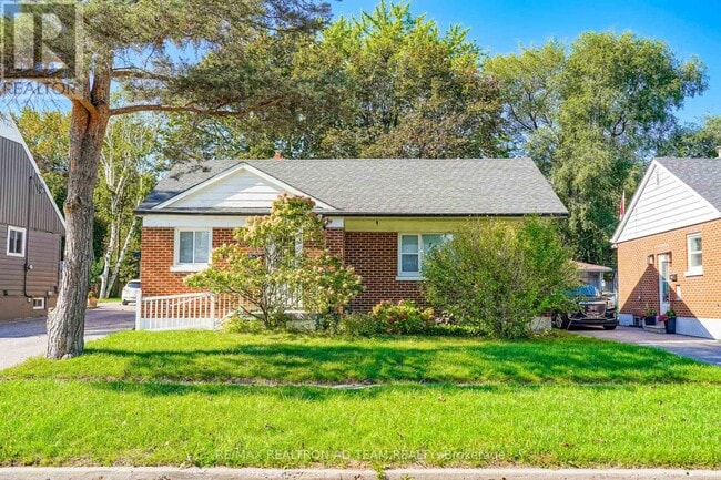 Photo du bâtiment - 82 Admiral Rd