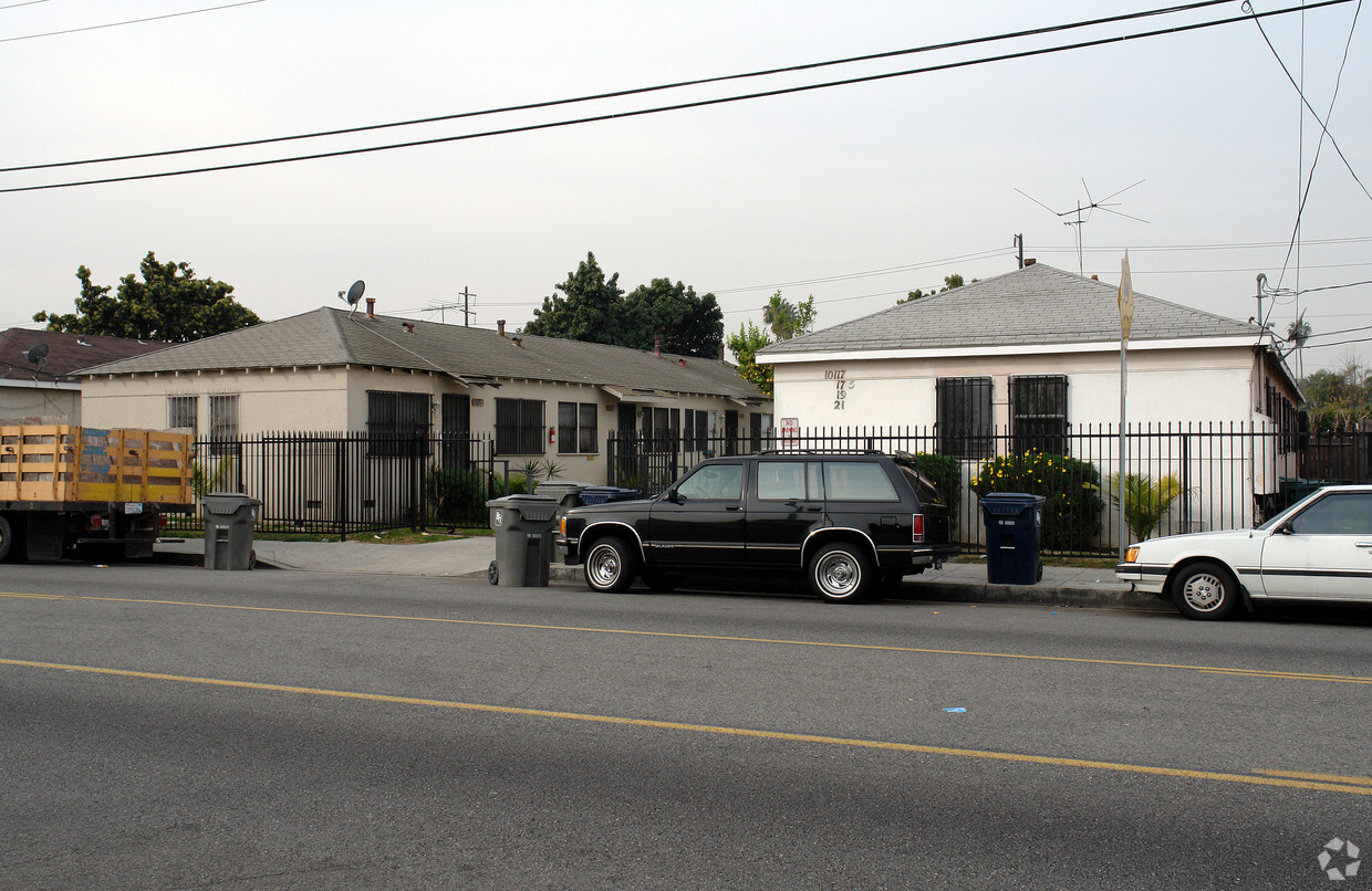 Primary Photo - 10117-10121 S Inglewood Ave