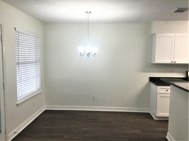 Building Photo - 9151 Autumn Harvest Drive