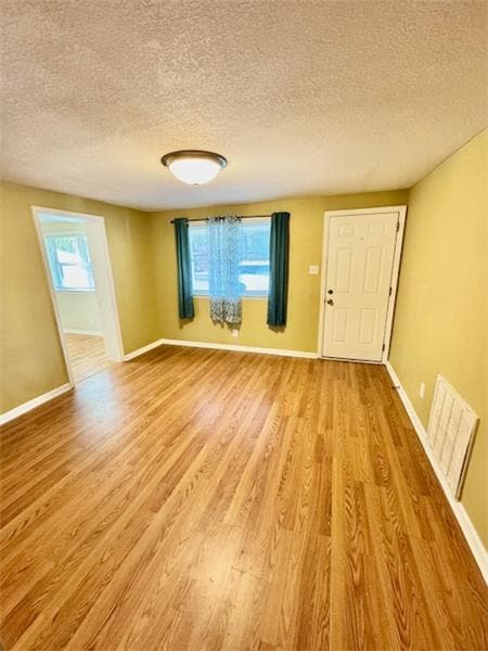 Building Photo - 904 Sherman Ave