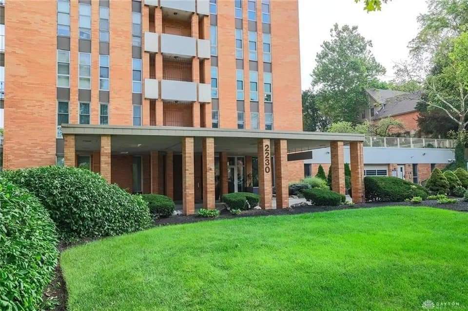 Primary Photo - 2230 S Patterson Blvd