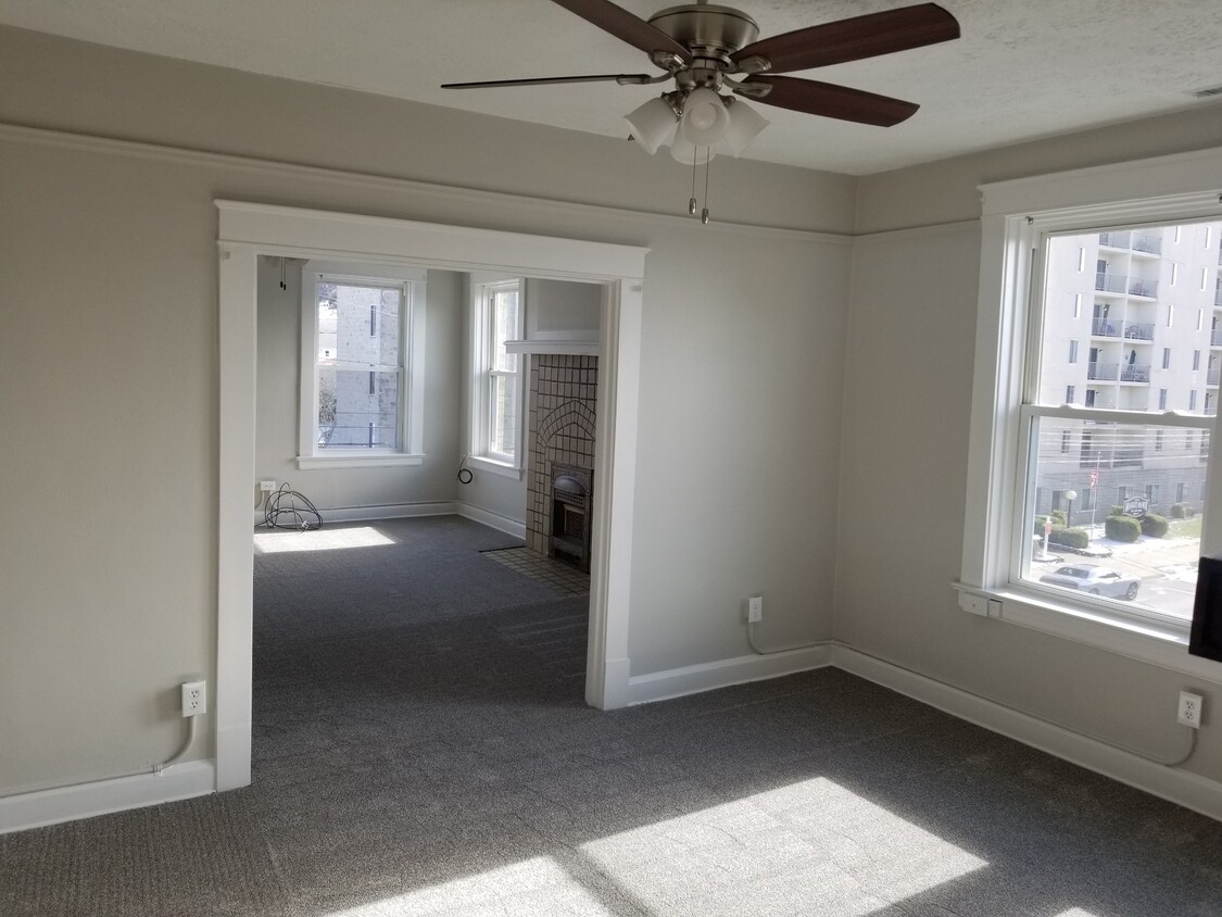 Primary Photo - 1029 Market St