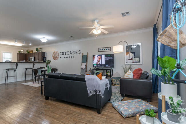 4BR, 4.5BA - 1,980SF - Cottages at Tucson