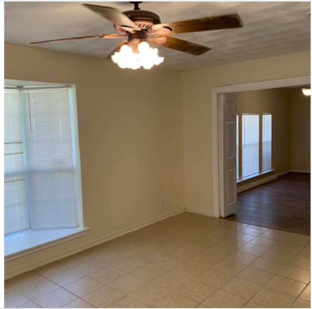 Building Photo - 1126 Wintergreen Ct