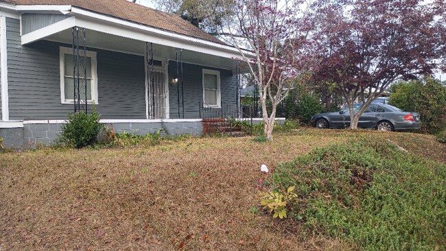 Foto del edificio - 3710 Napier Ave