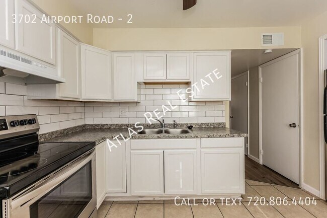Foto del edificio - NEW RATES! Don't Miss Out! 2 bedroom Renov...