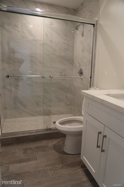 Building Photo - 2 br, 1.5 bath Townhome - 24264 Highlander...