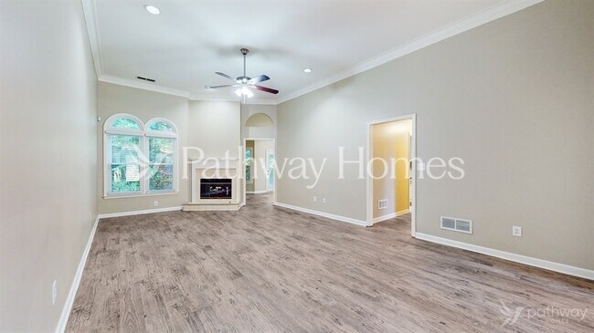 Foto del edificio - 903 Sweetbay Ct